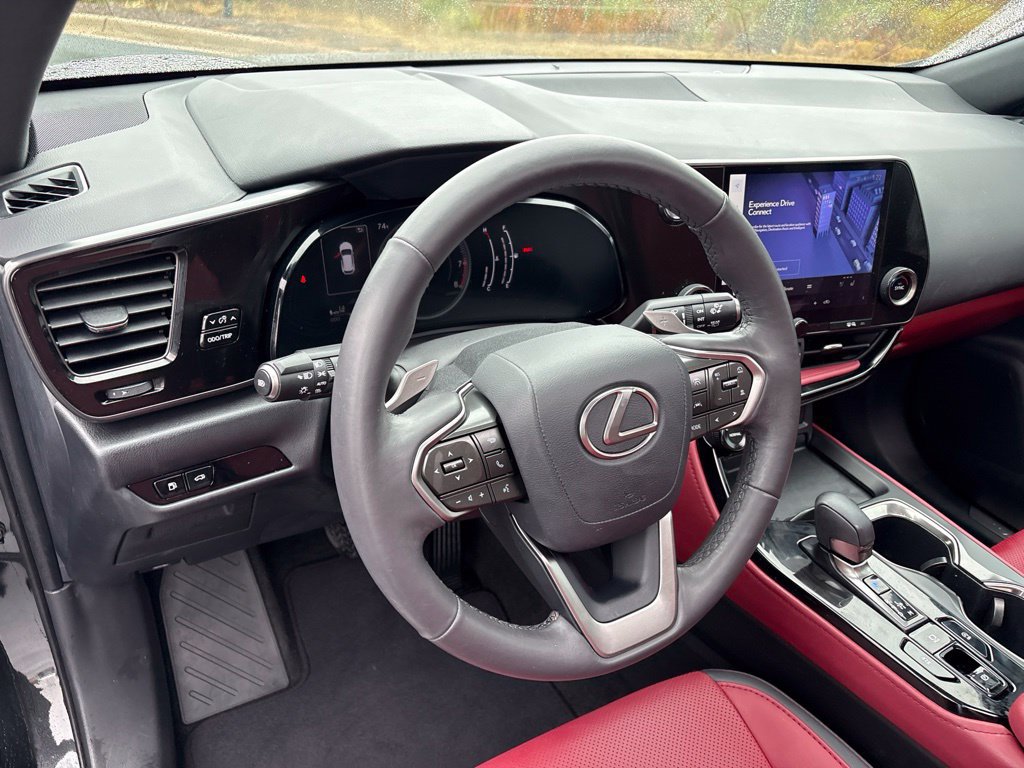Used 2024 Lexus NX 250 FWD w/ Towing Package (2000 Lbs) image 13