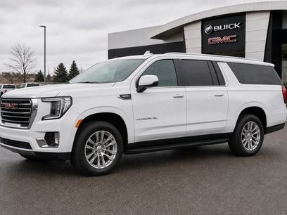 Used 2023 GMC Yukon XL SLT w/ SLT Luxury Package