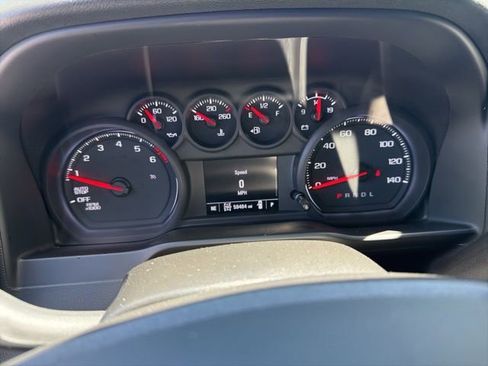 Used 2021 Chevrolet Silverado 1500 Custom AWD/4WD image 25