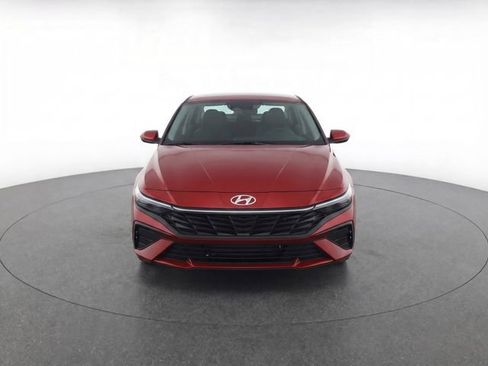 Certified 2024 Hyundai Elantra SEL FWD image 5