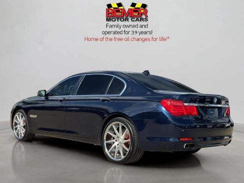 Used 2010 BMW 750Li image 3