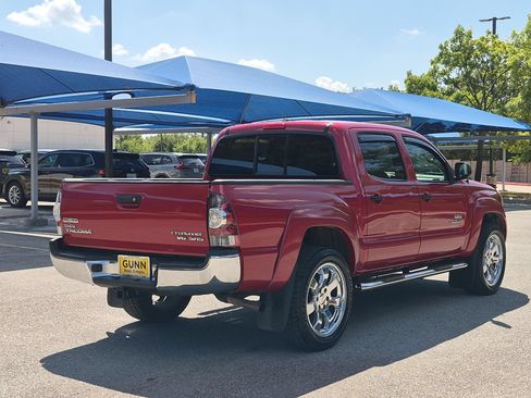 Used 2011 Toyota Tacoma PreRunner w/ SR5 Pkg #2 RWD image 3