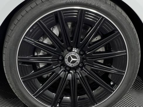 New 2026 Mercedes-Benz CLE 300 4MATIC Coupe image 15