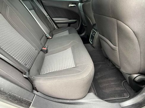 Used 2023 Dodge Charger SXT RWD image 18