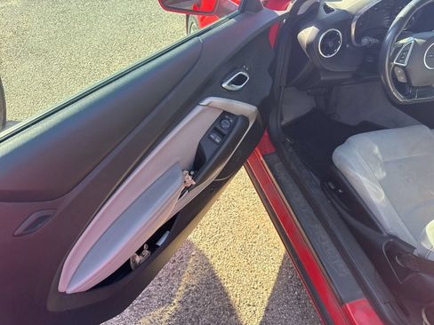 Used 2021 Chevrolet Camaro LT RWD image 12