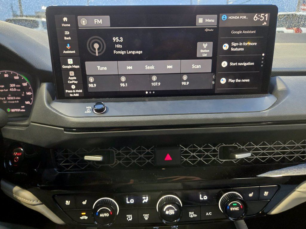 Used 2025 Honda Accord Touring image 12