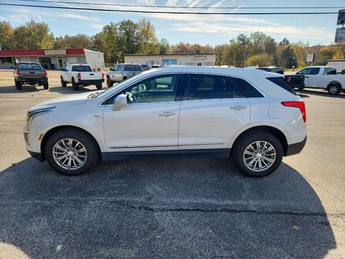 Used 2017 Cadillac XT5 Luxury w/ Driver Awareness Package image 5