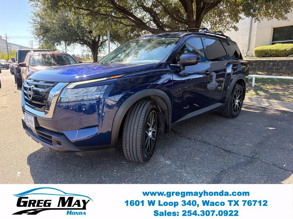 Used 2022 Nissan Pathfinder SV FWD image 8