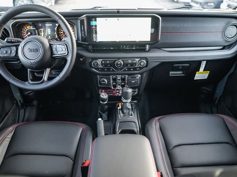 New 2025 Jeep Wrangler Unlimited Rubicon w/ Technology Group image 13