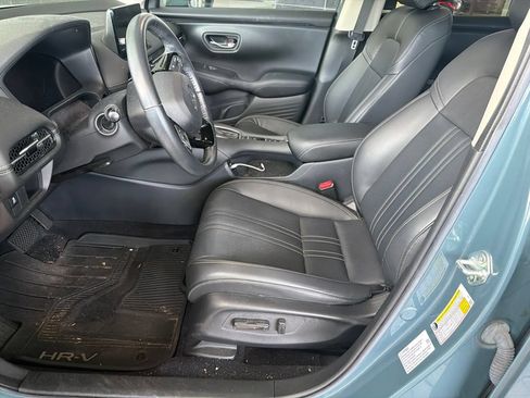 Used 2023 Honda HR-V EX-L image 4