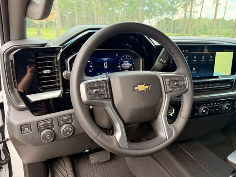 New 2026 Chevrolet Silverado 2500 LT w/ Safety Package AWD/4WD image 16