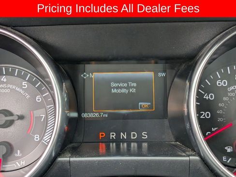 Used 2019 Ford Mustang Coupe RWD image 7