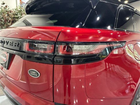 Used 2018 Land Rover Range Rover Velar R-Dynamic SE AWD/4WD image 31