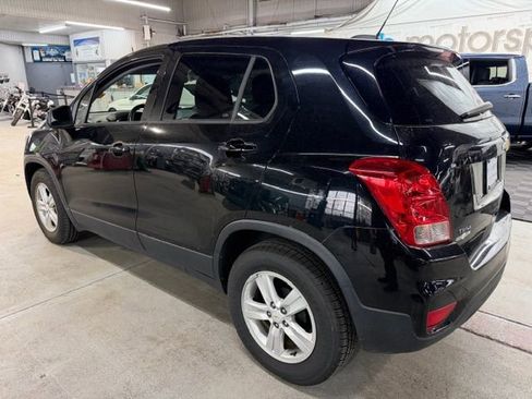 Used 2020 Chevrolet Trax LS w/ Tint and Cruise Package FWD image 3