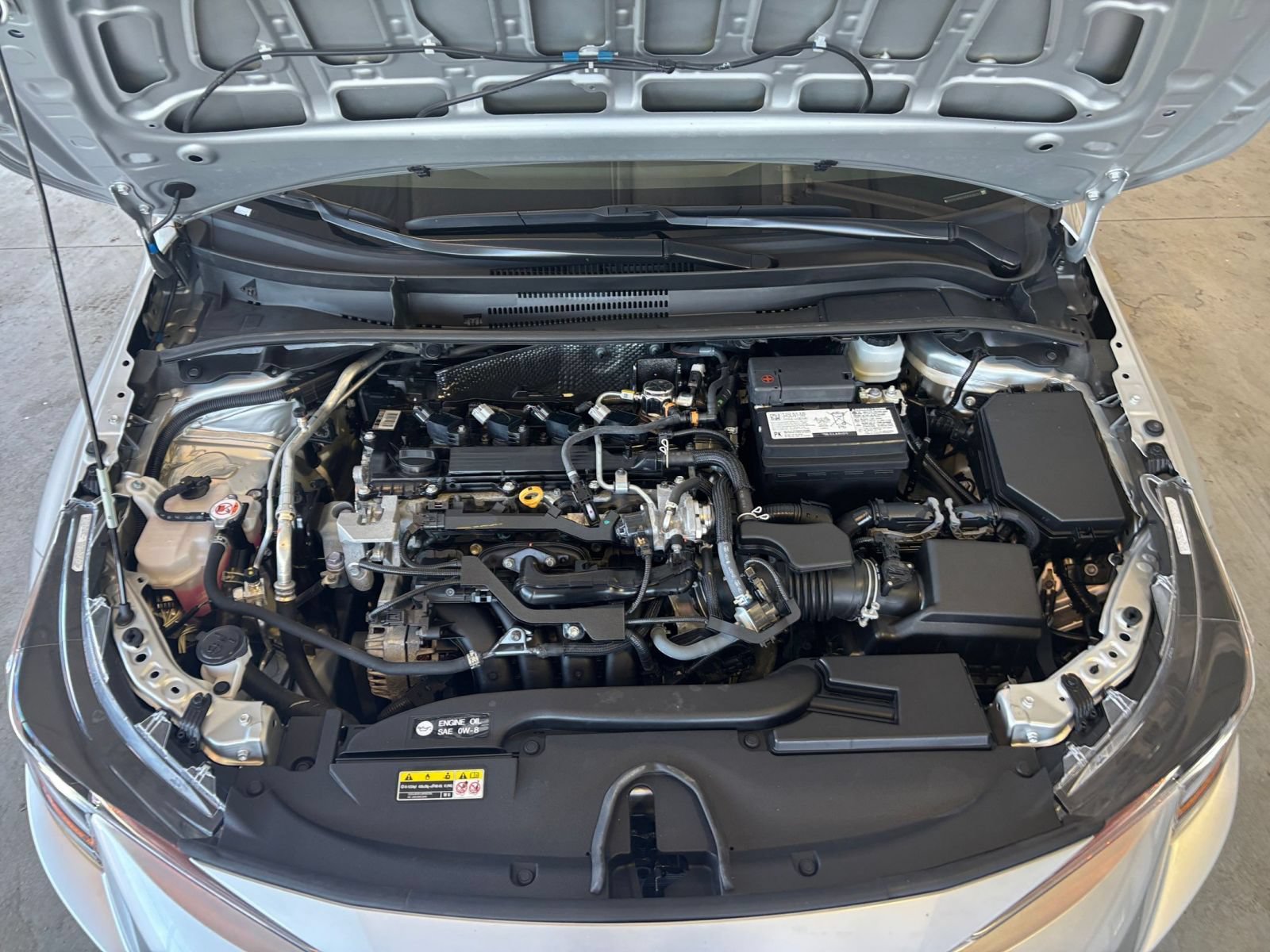 Used 2025 Toyota Corolla LE FWD image 30