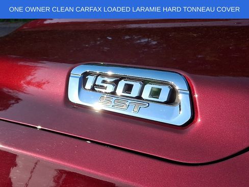 Used 2025 RAM 1500 Laramie AWD/4WD image 32