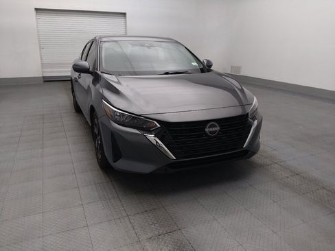 Used 2024 Nissan Sentra SV FWD image 14