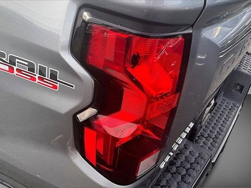 Used 2025 Chevrolet Colorado Trail Boss image 30