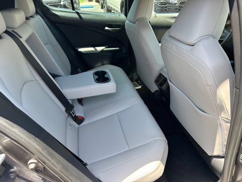 Used 2025 Lexus UX 300h AWD image 11
