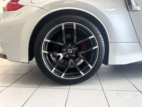 Used 2015 Nissan 370Z NISMO RWD image 55