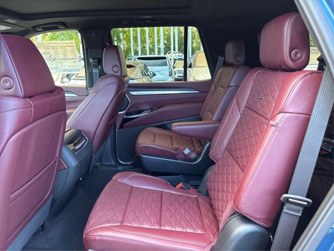 New 2026 Cadillac Escalade Luxury AWD/4WD image 10