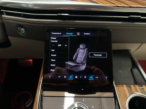 Used 2026 Cadillac Escalade Platinum Sport w/ LPO, ONYX Package AWD/4WD image 31
