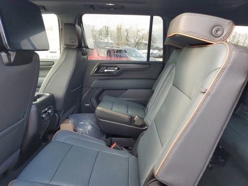 New 2026 GMC Yukon XL AT4 image 11