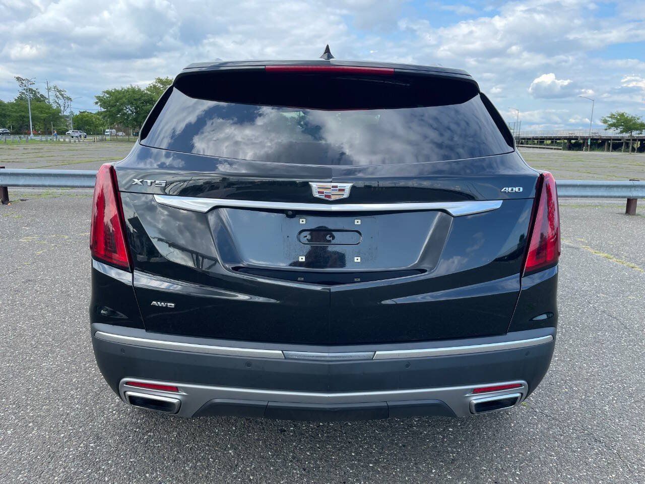 Used 2022 Cadillac XT5 Premium Luxury AWD/4WD image 11