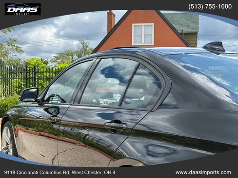 Used 2016 BMW 328i xDrive Sedan AWD/4WD image 8