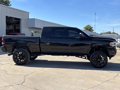 Used 2020 RAM 2500 Laramie w/ Night Edition image 2