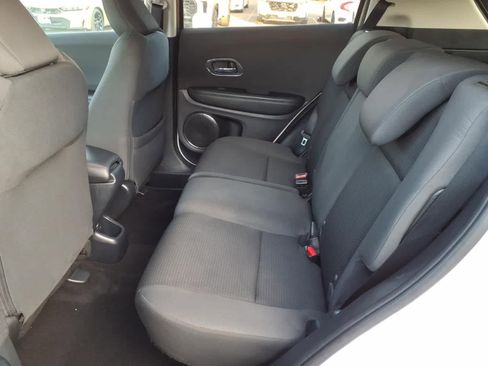 Used 2022 Honda HR-V EX image 8