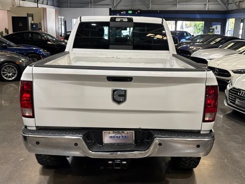Used 2014 RAM 2500 SLT w/ Luxury Group AWD/4WD image 16