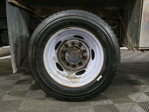 Used 2022 Ford F550 4x4 Regular Cab Super Duty image 14