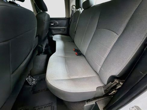 Used 2024 RAM 1500 Classic SLT AWD/4WD image 13