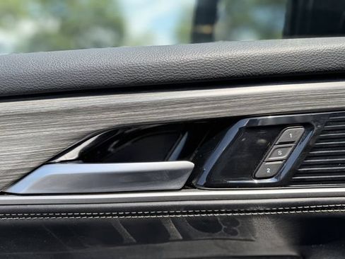 Used 2024 Jeep Wagoneer Series III AWD/4WD image 10