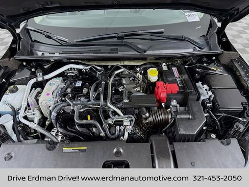 Certified 2025 Nissan Sentra SR w/ SR Premium Package image 30