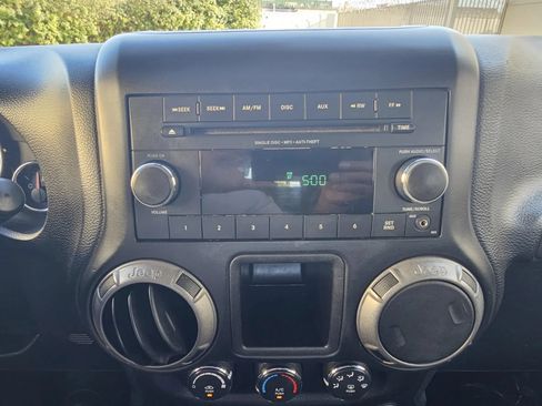 Used 2016 Jeep Wrangler Sport w/ Quick Order Package 24S AWD/4WD image 29