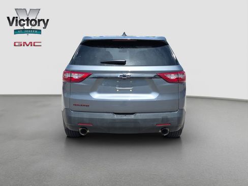 Used 2019 Chevrolet Traverse LS w/ LPO, Blackout Package FWD image 16