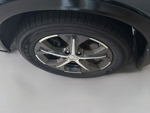Certified 2024 Honda HR-V EX-L image 35