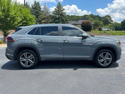 Used 2024 Volkswagen Atlas Cross Sport SEL R-Line AWD/4WD image 24