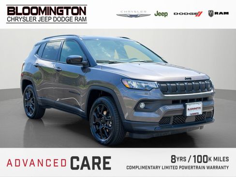 Used 2022 Jeep Compass Latitude w/ Convenience Group AWD/4WD image 1