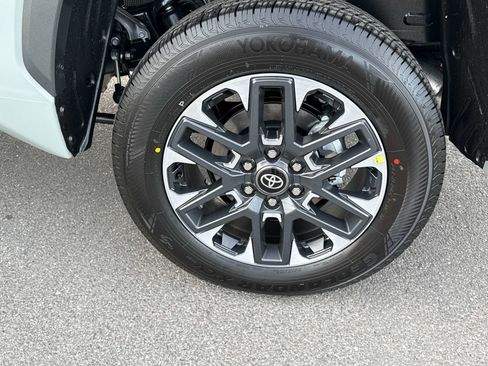 New 2026 Toyota Tundra Limited image 6