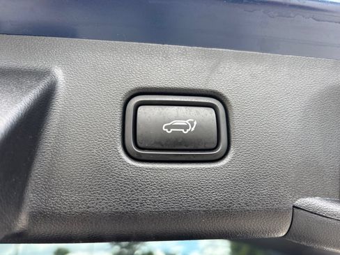 Certified 2023 Hyundai Tucson Limited FWD image 17
