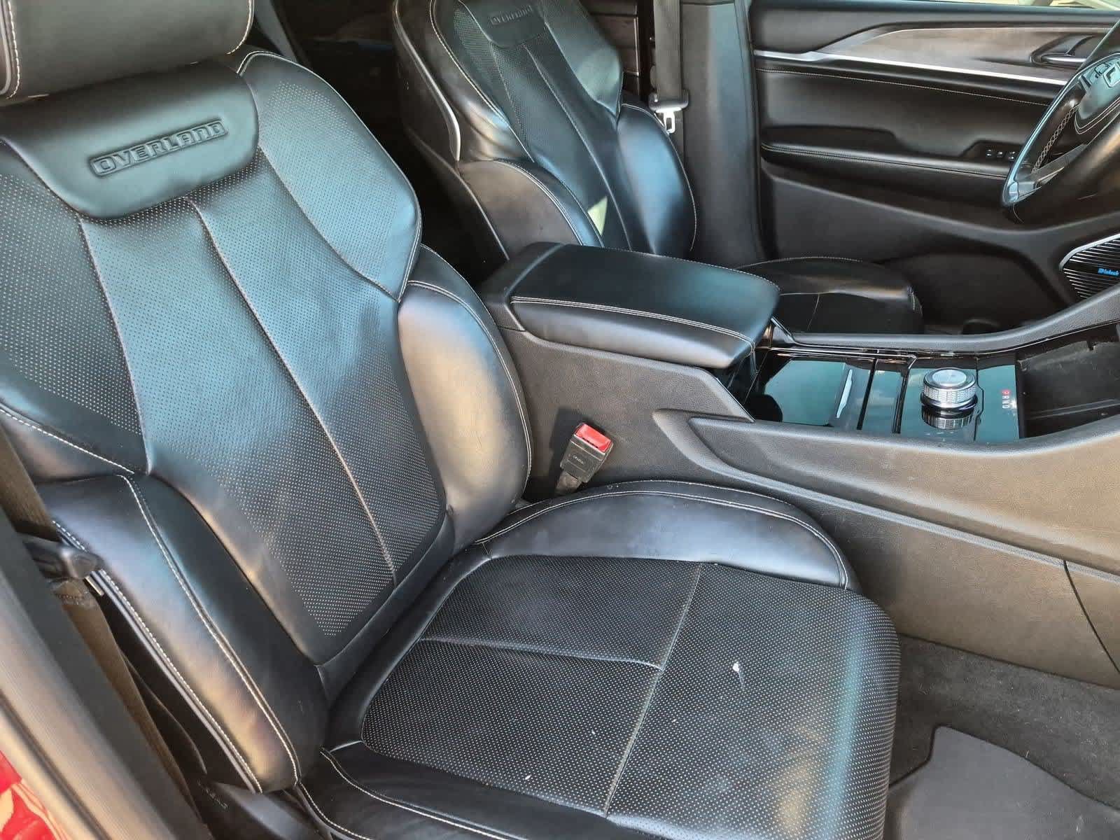 Used 2021 Jeep Grand Cherokee L Overland w/ Luxury Tech Group IV RWD image 22