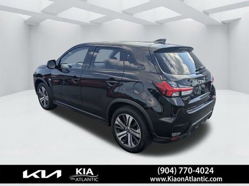 Used 2024 Mitsubishi Outlander Sport ES AWD/4WD image 5