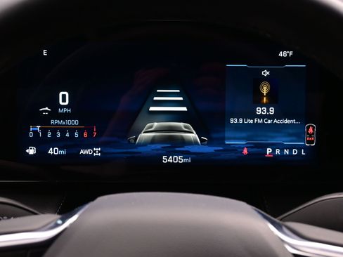 Used 2026 Chevrolet Equinox LT w/ Convenience Package II image 23