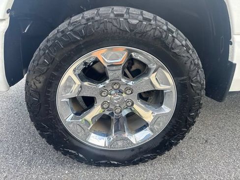 Used 2023 RAM 1500 Big Horn AWD/4WD image 8