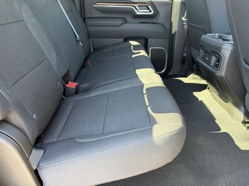 Certified 2025 Chevrolet Silverado 2500 LT w/ Convenience Package AWD/4WD image 14