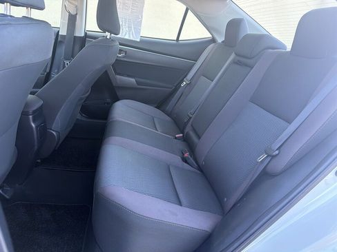 Used 2017 Toyota Corolla LE FWD image 17