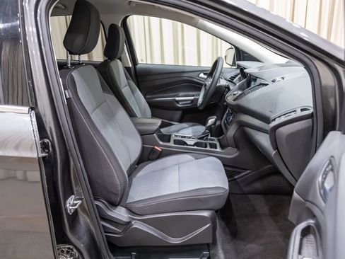 Used 2019 Ford Escape SE FWD image 10